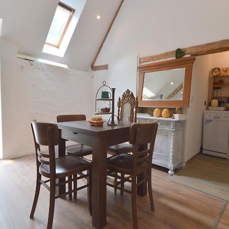 Cozy Apartment In Immerath With Fishing Near Exterior photo